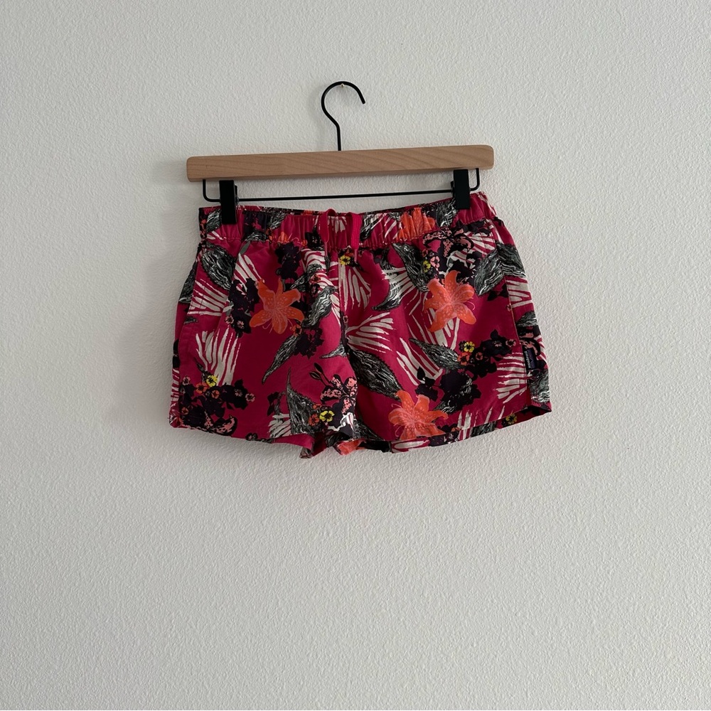 Patagonia Barely Baggies Womens Small Pink Floral